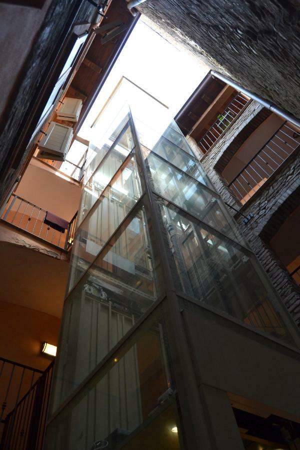 Downtown In Parma Apartment Exterior photo